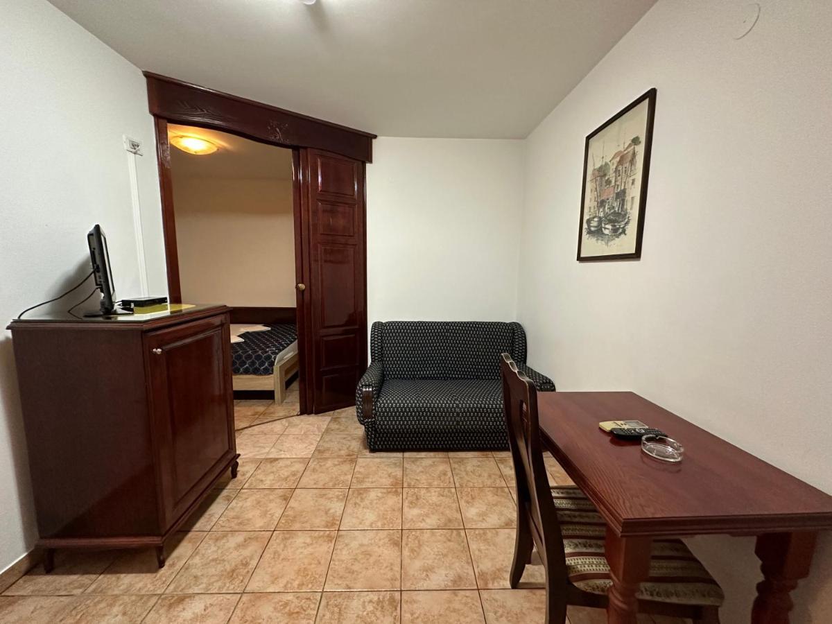 Beatrix Lux Hotel Budva Zewnętrze zdjęcie