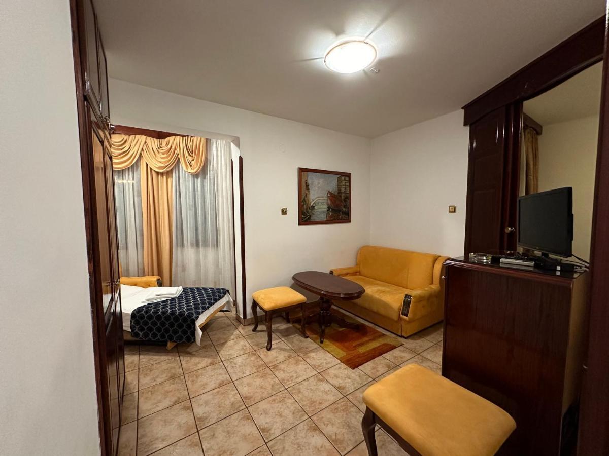 Beatrix Lux Hotel Budva Zewnętrze zdjęcie